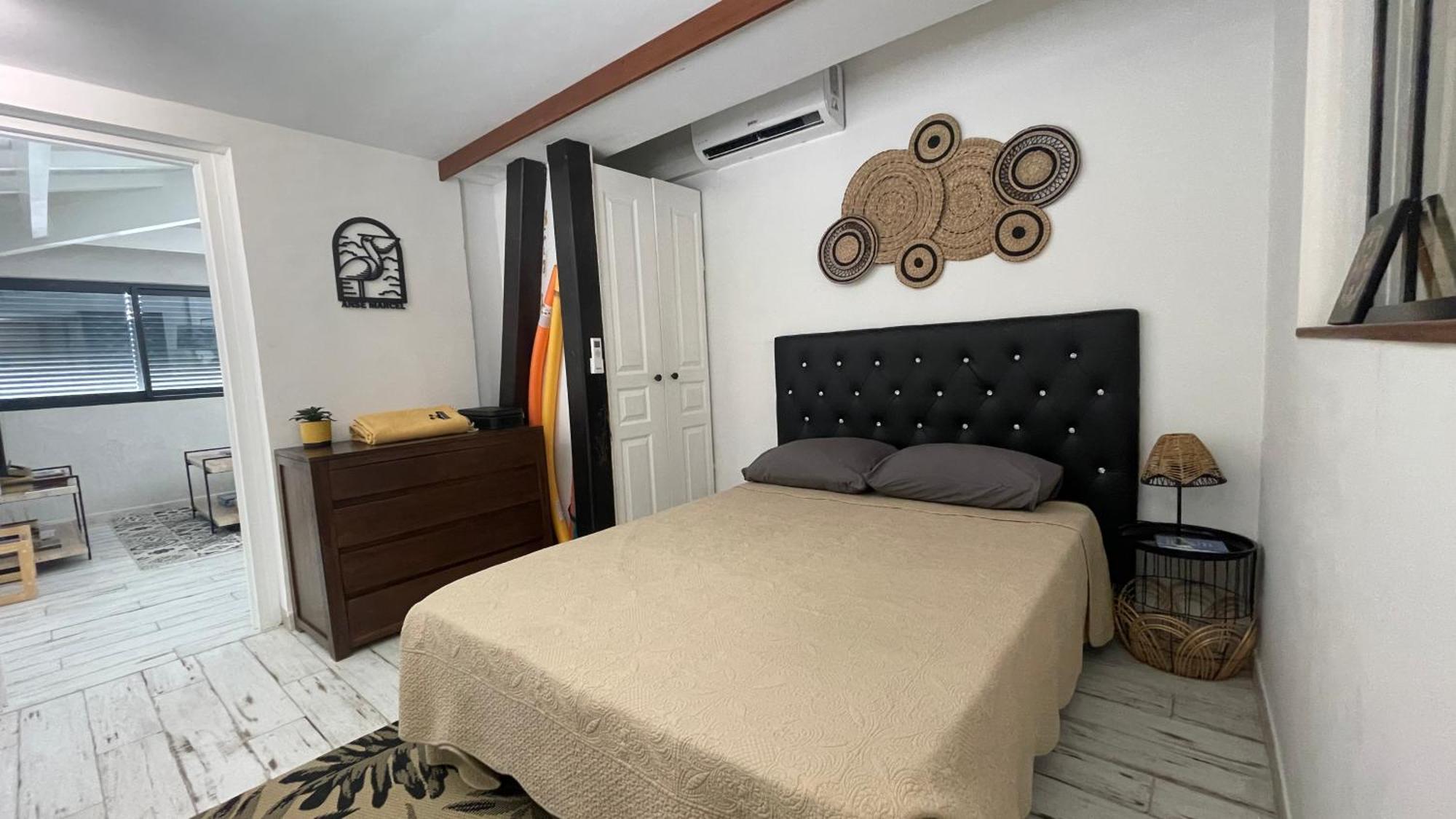 Island Escape, Marina Paradise & Beach Adventures Cul de Sac Exterior foto